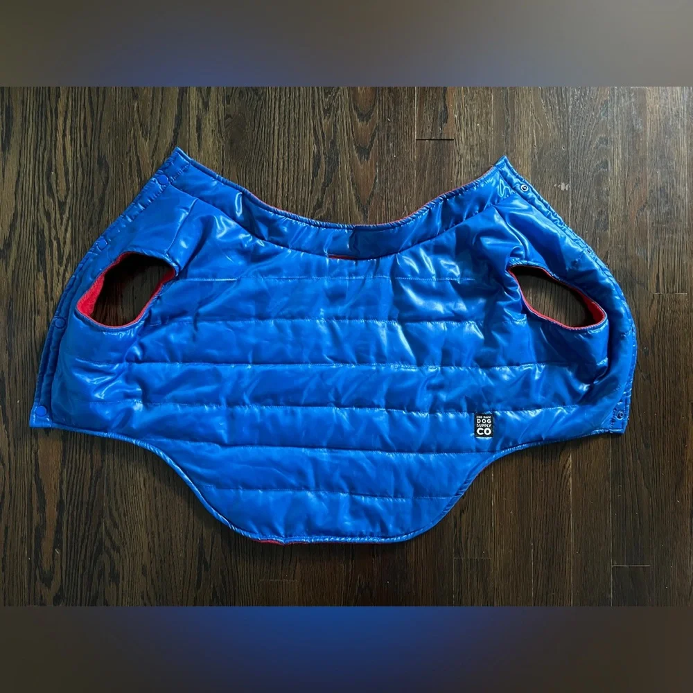 Old Navy dog blue Puffer vest Jacket red fleece reversible size M / L